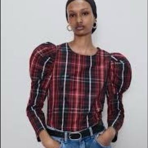 Plaid puff sleeve blouse